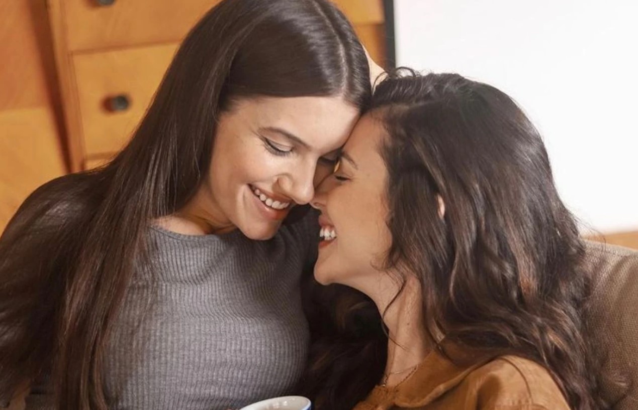 Pride Couple – Valu